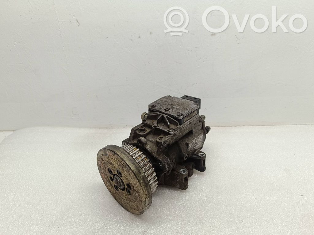 Volkswagen PASSAT B5 Fuel injection high pressure pump 