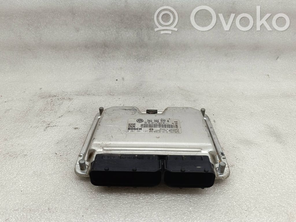 Volkswagen Touran I Engine control unit/module 
