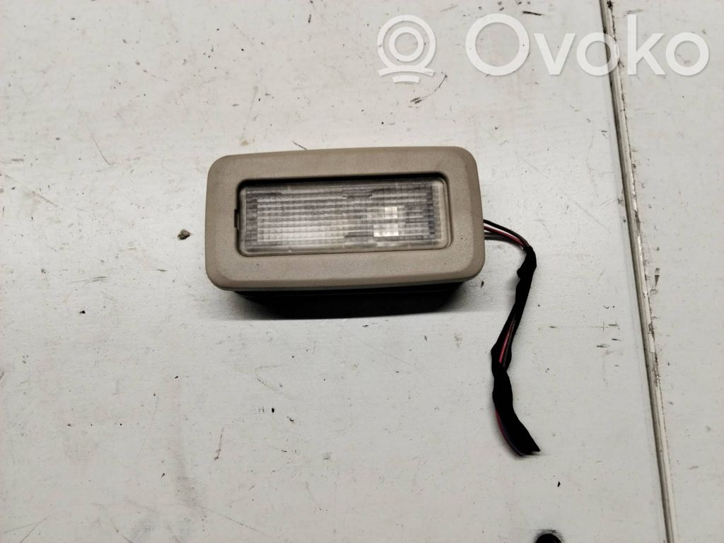 BMW 5 GT F07 Luz del asiento trasero 