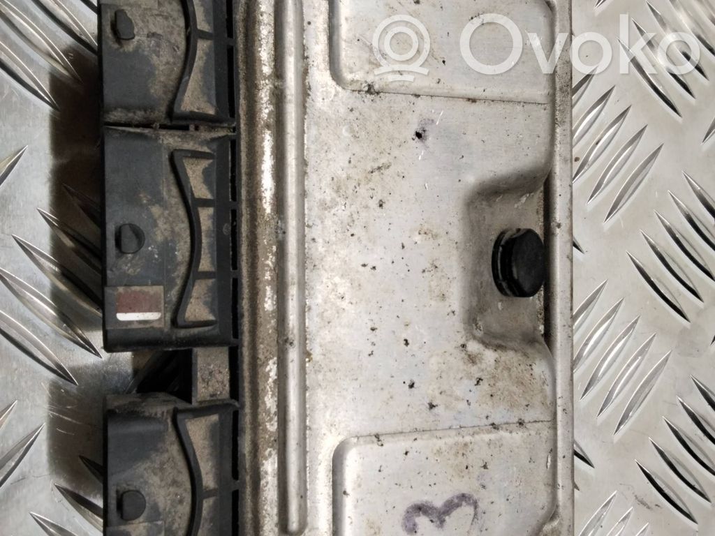 Engine control unit/module   0261207686,9658476880,9645543880