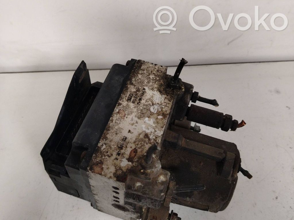 Audi A6 S6 C4 4A ABS bloks 