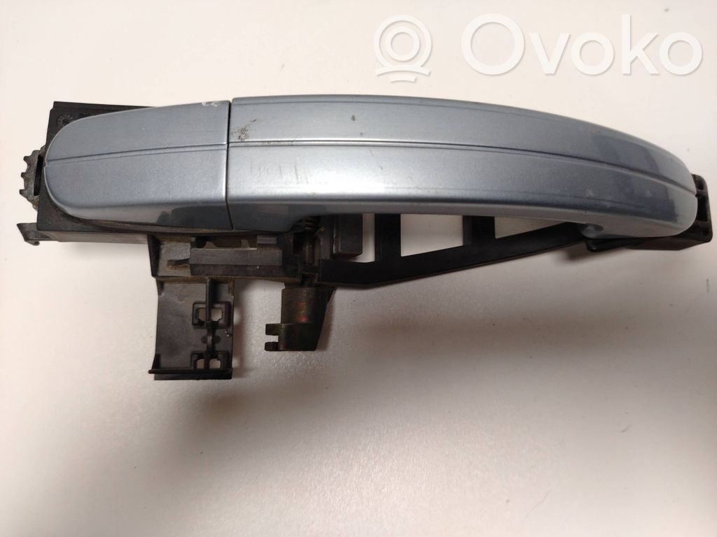 Manecilla externa puerta trasera   4M51A266B23