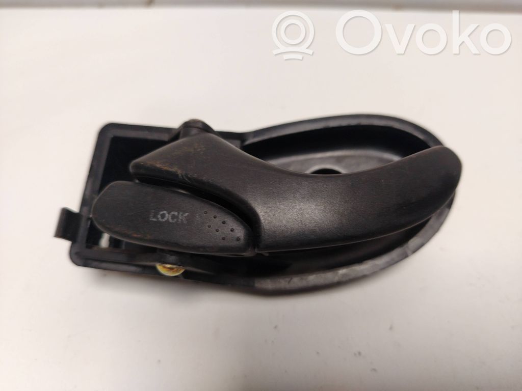 Ford Focus Manecilla interna puerta trasera 
