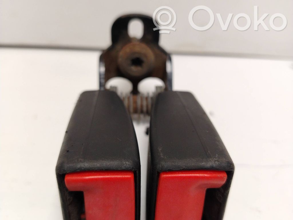 Ford Focus Boucle de ceinture de sécurité arrière 