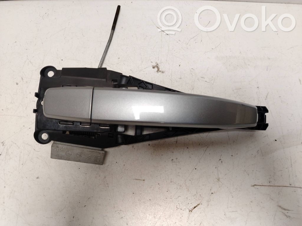 Opel Insignia A Klamka zewnętrzna drzwi przednich 