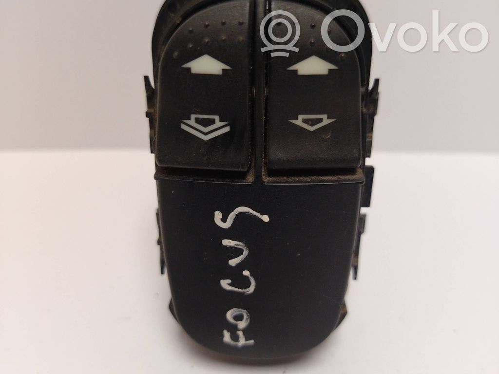 Ford Focus Electric window control switch 
