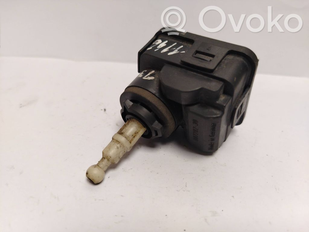 Opel Omega B1 Scheinwerferstellmotor 