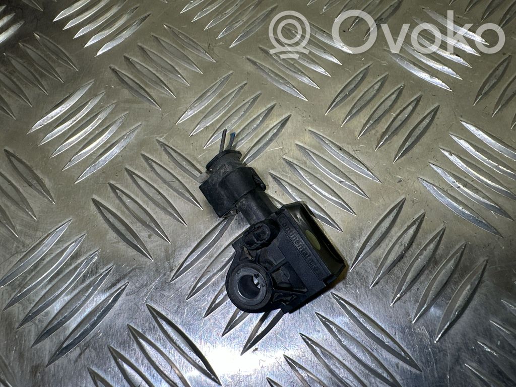 Mercedes-Benz C W205 Sensore d’urto/d'impatto apertura airbag 