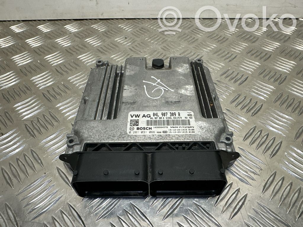 Volkswagen PASSAT B8 Engine control unit/module 
