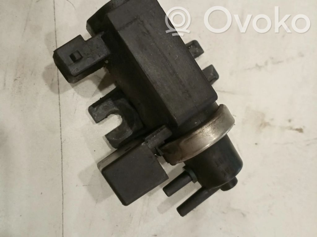 Vacuum pump   72279600,2247906