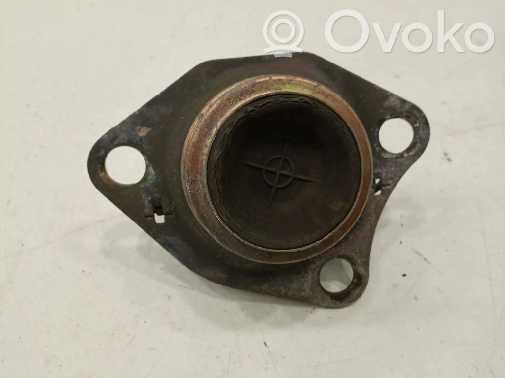 Renault Megane I Engine mount bracket 