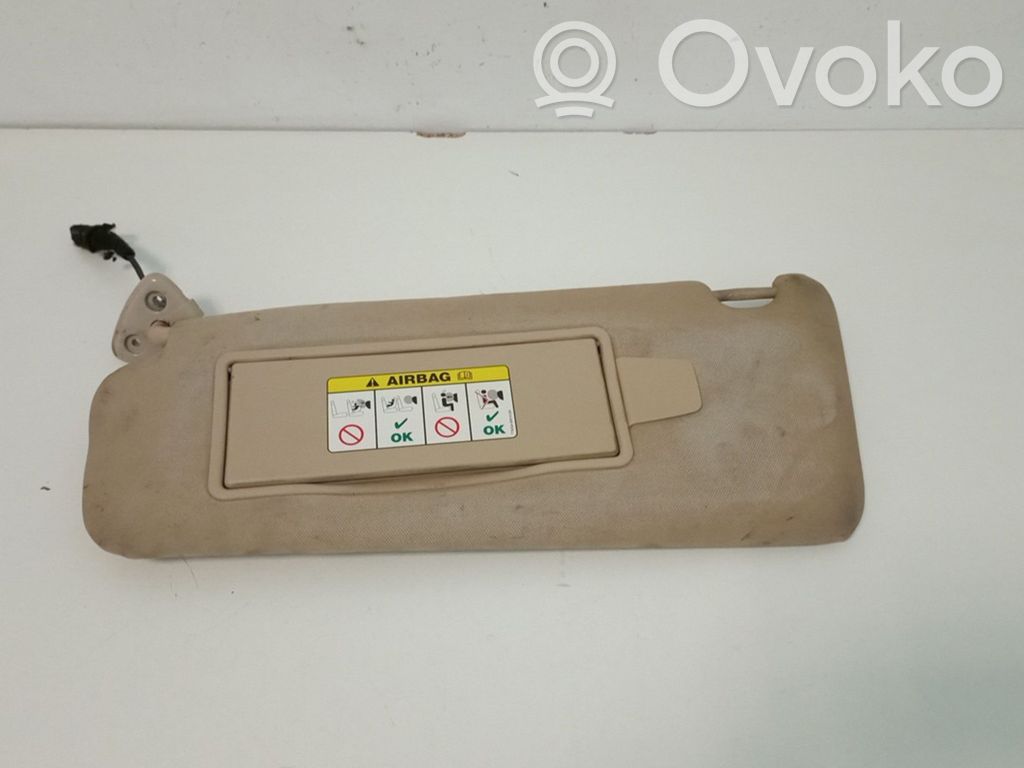 Sun visor clip/hook/bracket   8X23F04101W