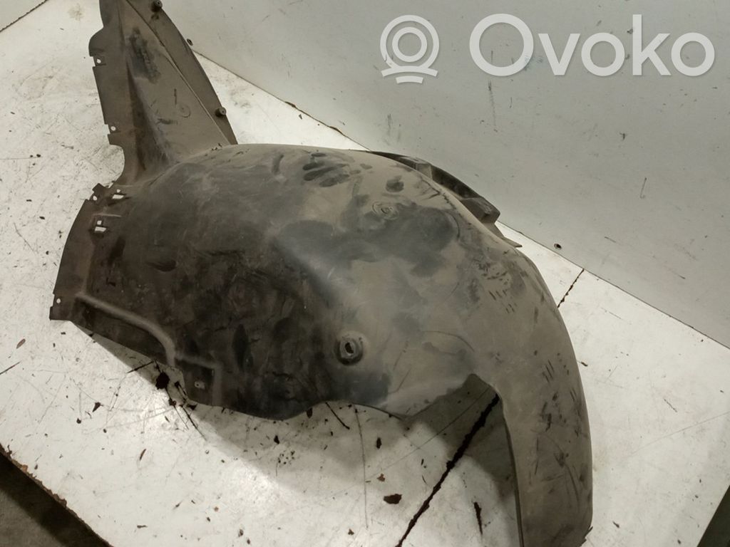 Front wheel arch liner splash guards   5P8809958