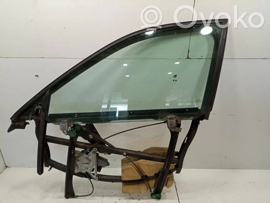 Audi A4 S4 B5 8D Priekinis el. lango pakėlimo mechanizmas be varikliuko 