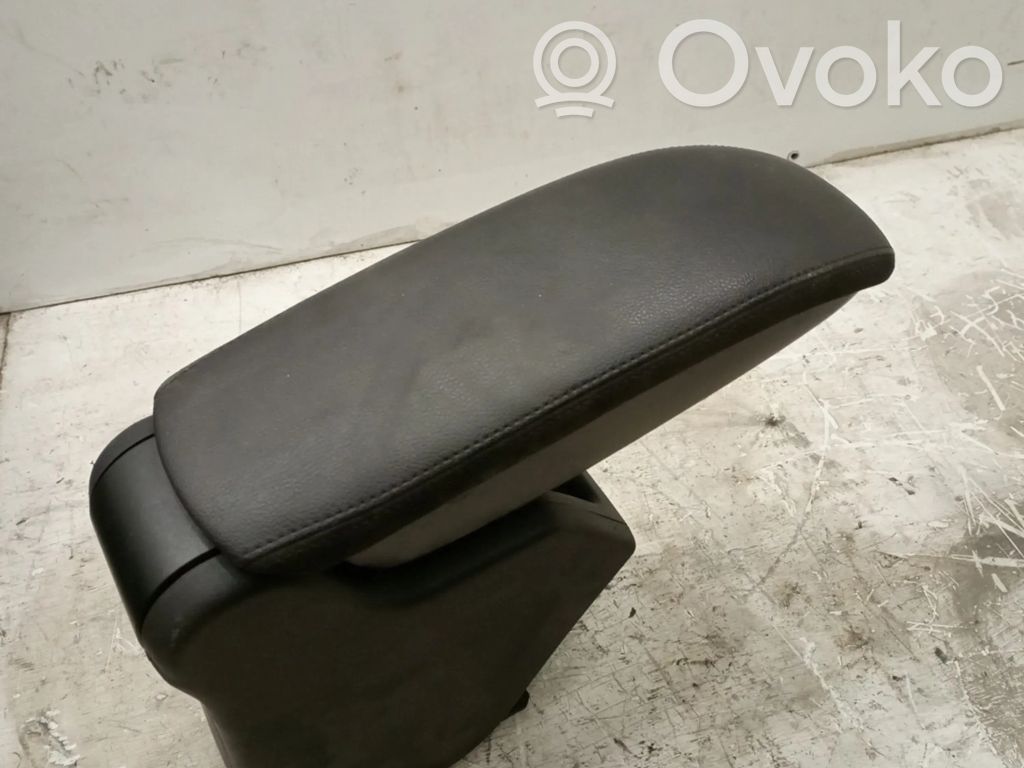 Renault Megane III Panel drawer/shelf pad 