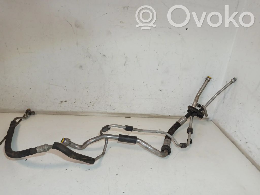 Ilmastointilaitteen putki (A/C)   8E1260712