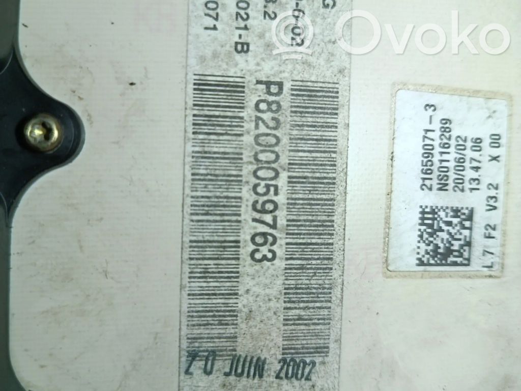 Geschwindigkeitsmesser Cockpit   216501761,216590713,8200059763