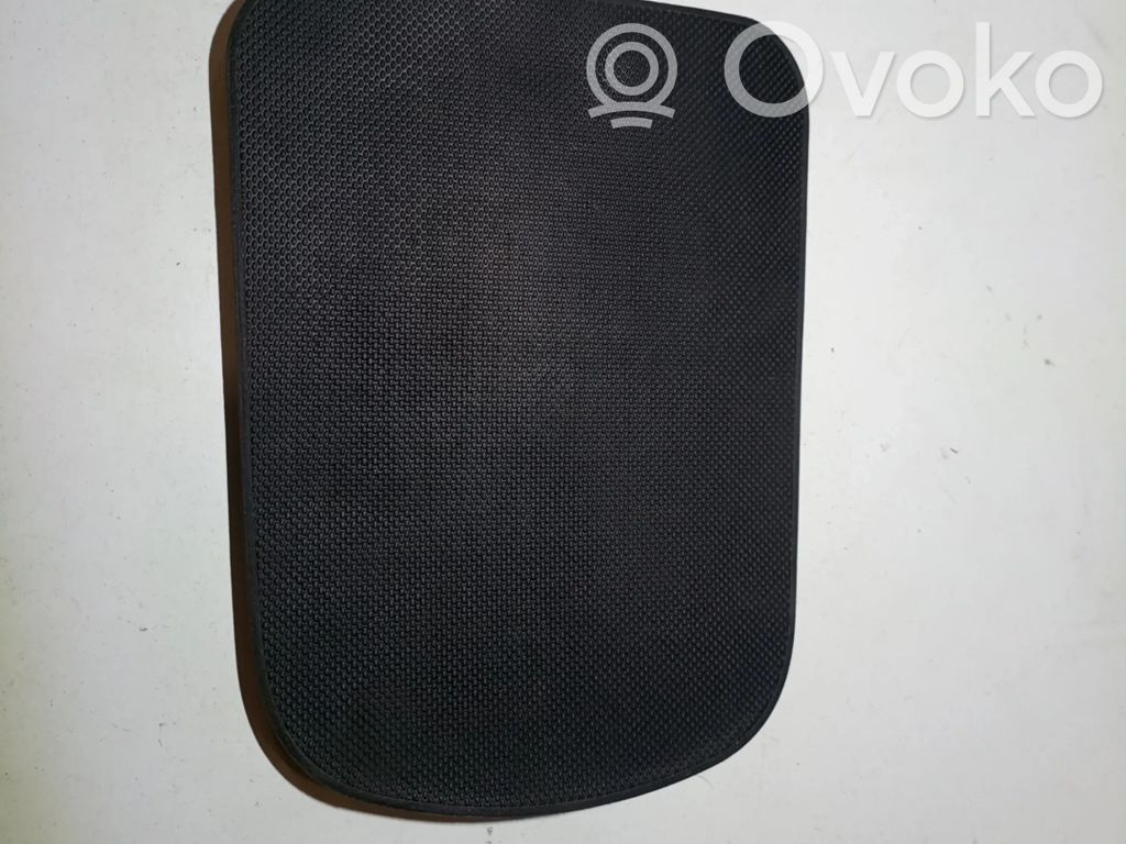 Панель   8L0863301B,TAPETE