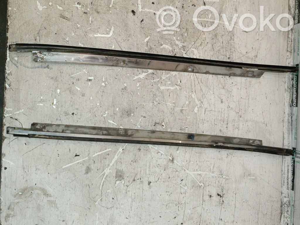 Nissan Primera Front windscreen/windshield window 