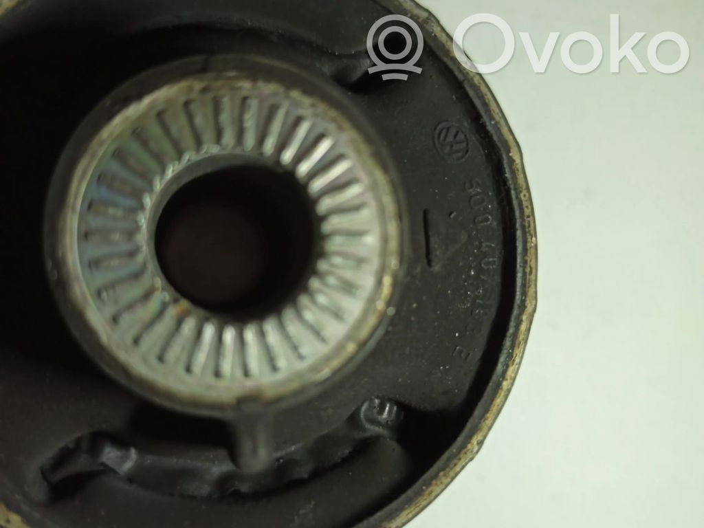 Seat Leon (5F) Rear wheel hub spindle/knuckle 