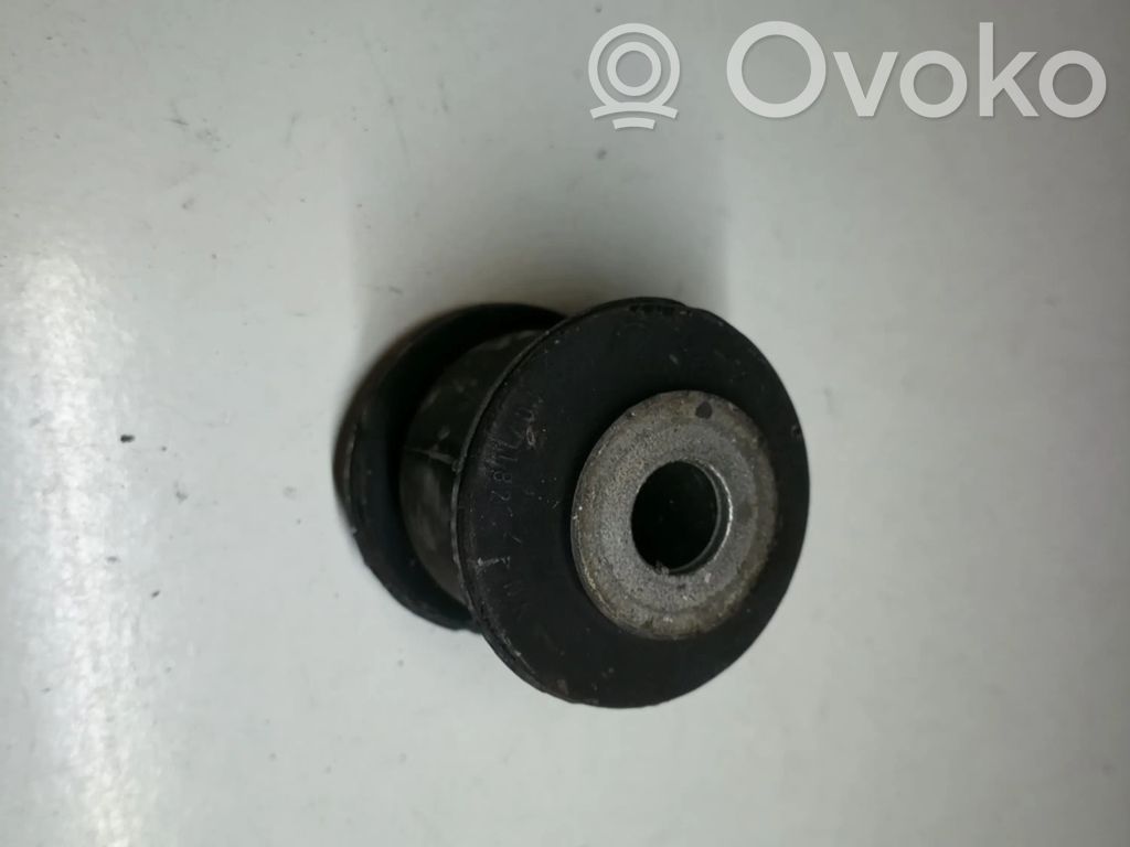 Audi A3 S3 8P Rear wheel hub spindle/knuckle 