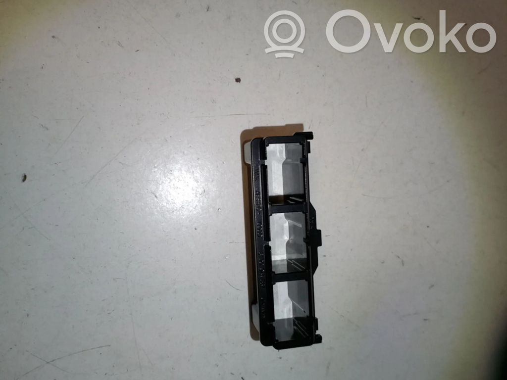 Kojelauta   8P0941567,NOVO