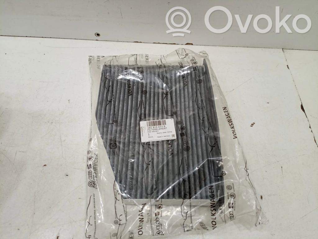 Audi A3 S3 8P Obudowa filtra powietrza 