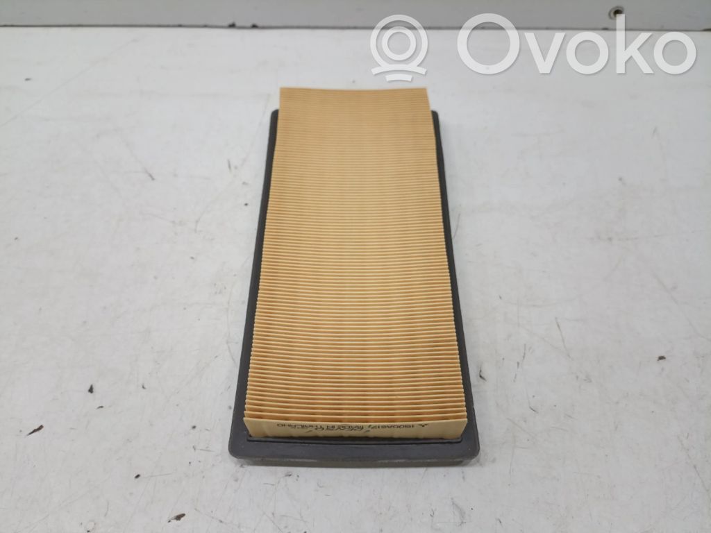Toyota Yaris Коробка воздушного фильтра 