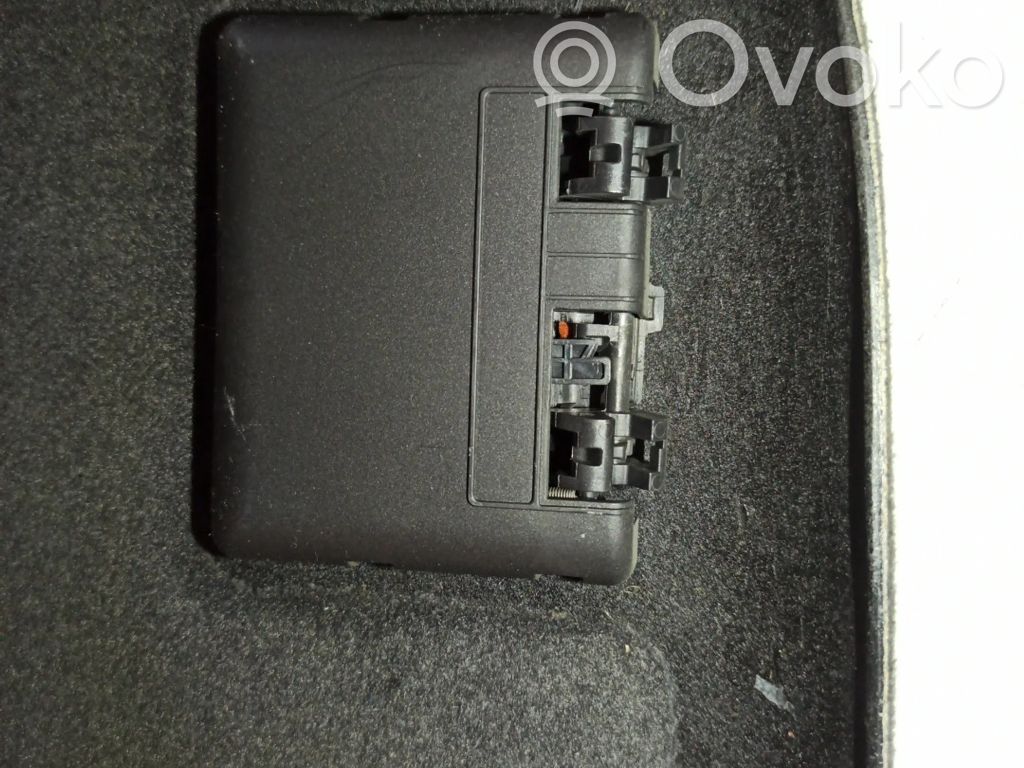 Audi A4 S4 B6 8E 8H Conjunto de molduras de la puertas y los asientos 