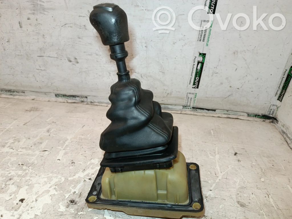 Renault Clio I Gear shifter/selector 
