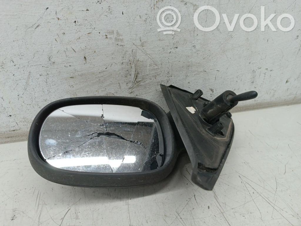 Renault Clio II Elektryczne lusterko boczne drzwi przednich 