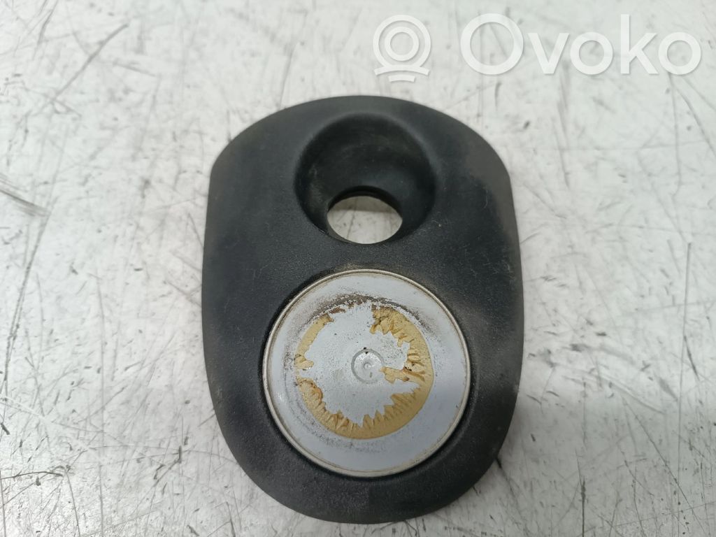 Tailgate exterior lock   90357434