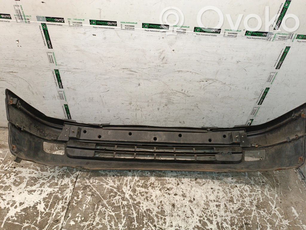 Front bumper   APOIOS,DANIFICADOS