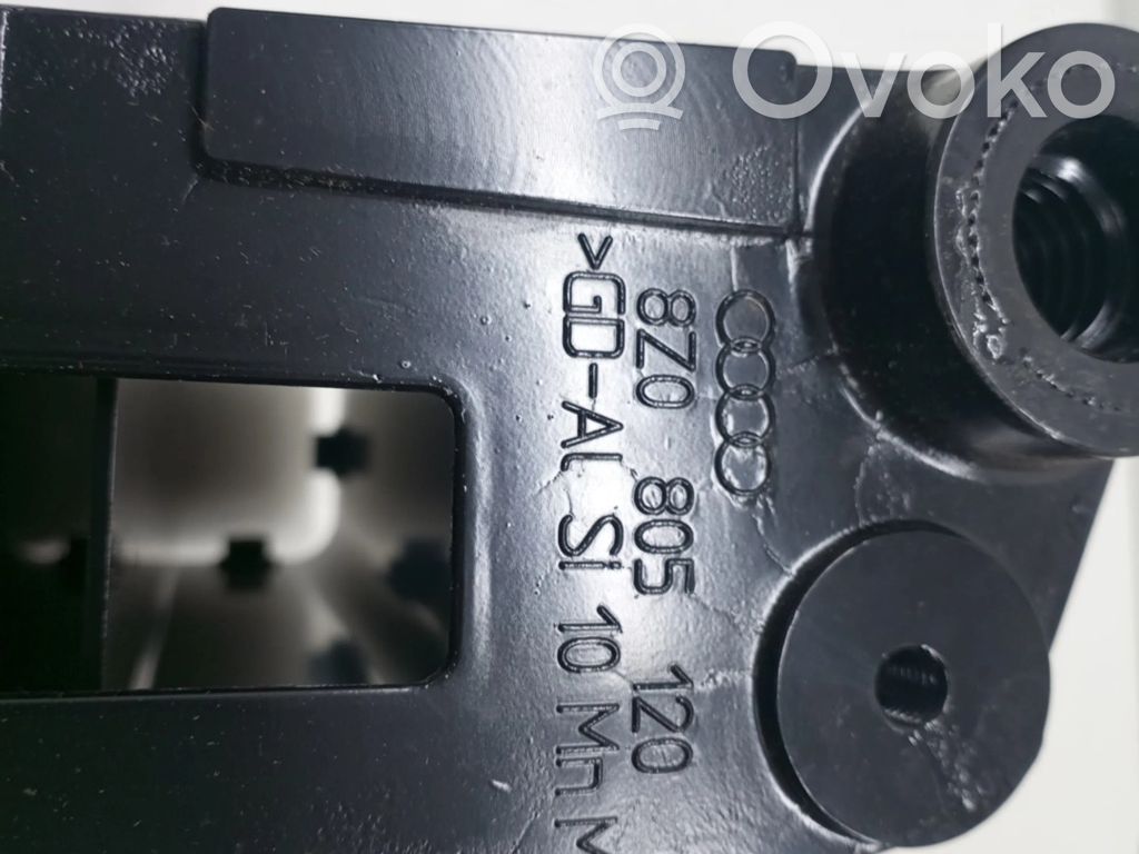 Передний бампер   8Z0805120,5UNIDADES
