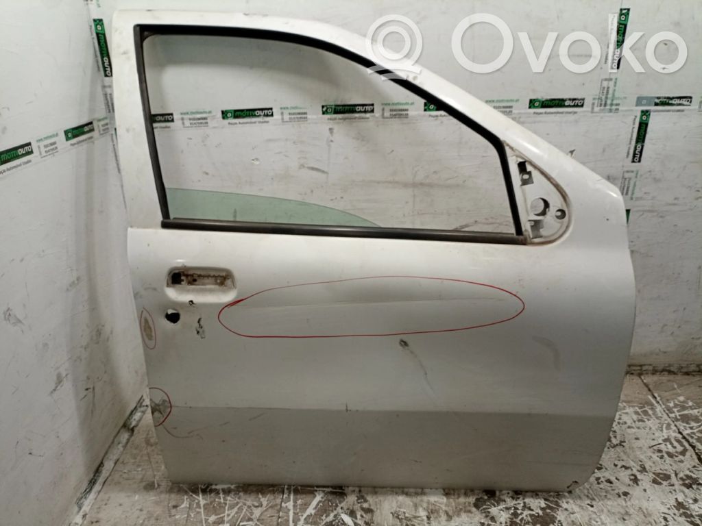 Fiat Punto (176) Front door 
