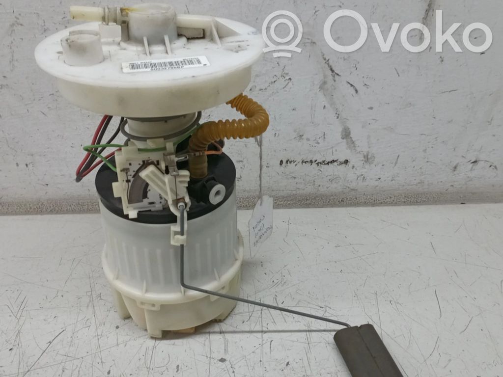 Polttoainesäiliön pumppu   3N619H307