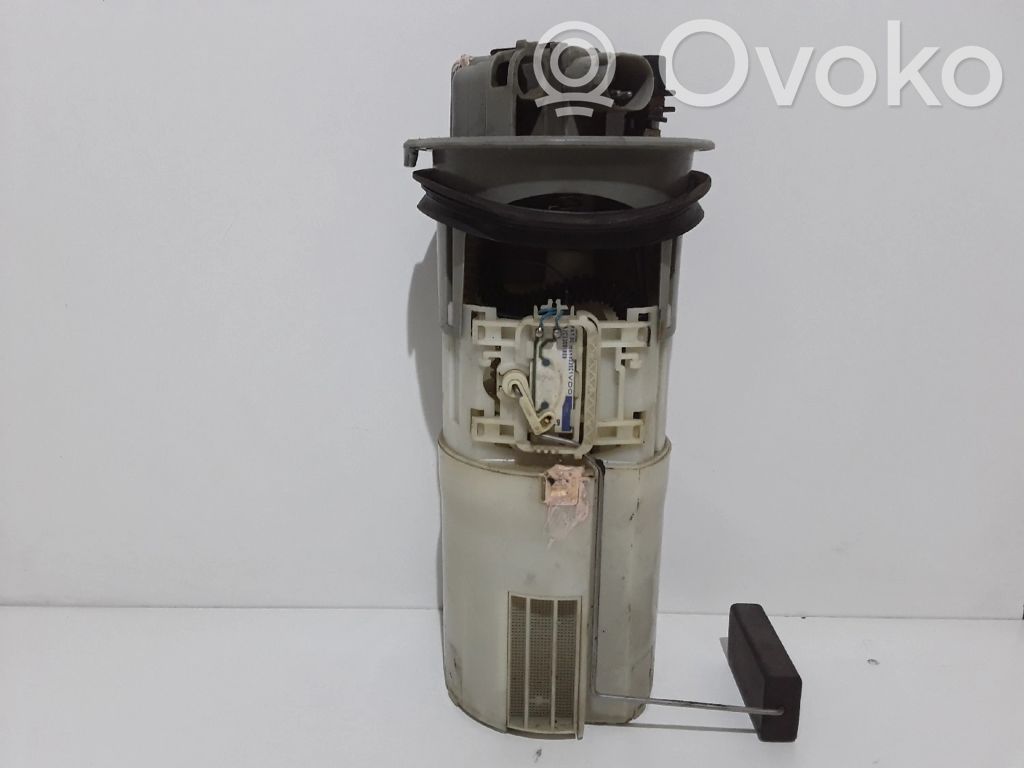 Polttoainesäiliön pumppu   R138473