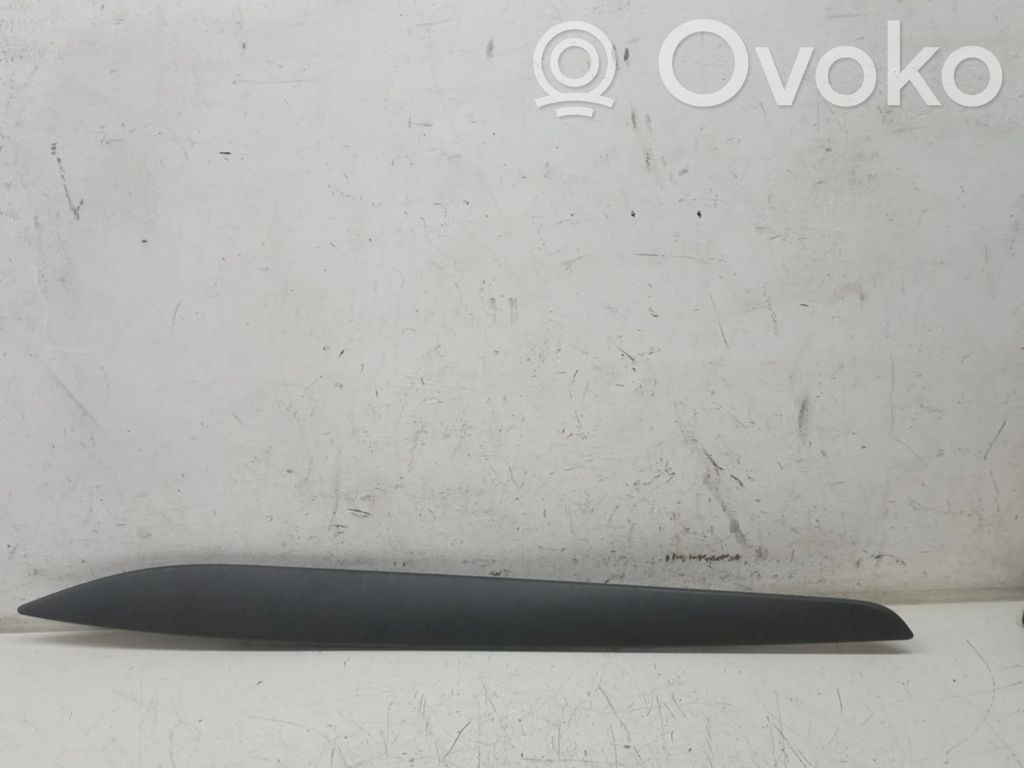 Panelė   969305904R,969300168R,DIREITO