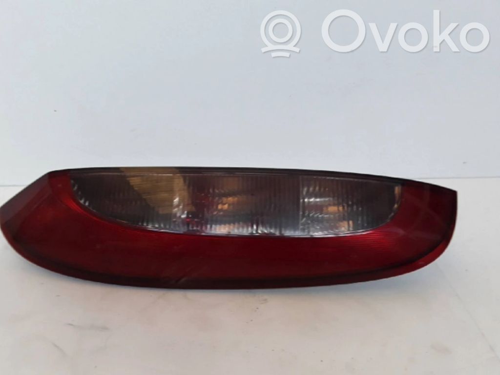 Tailgate rear/tail lights   R20216956