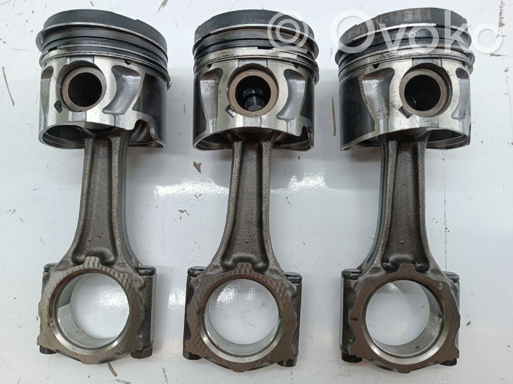 Variklis
