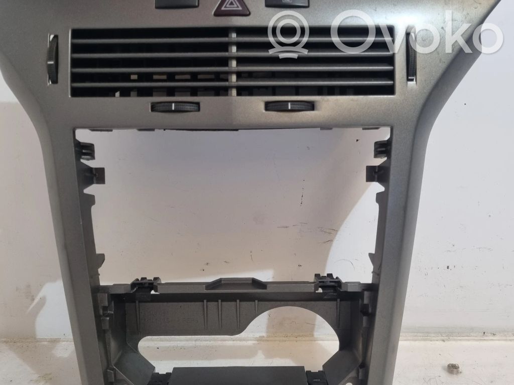 Opel Astra H Dashboard 