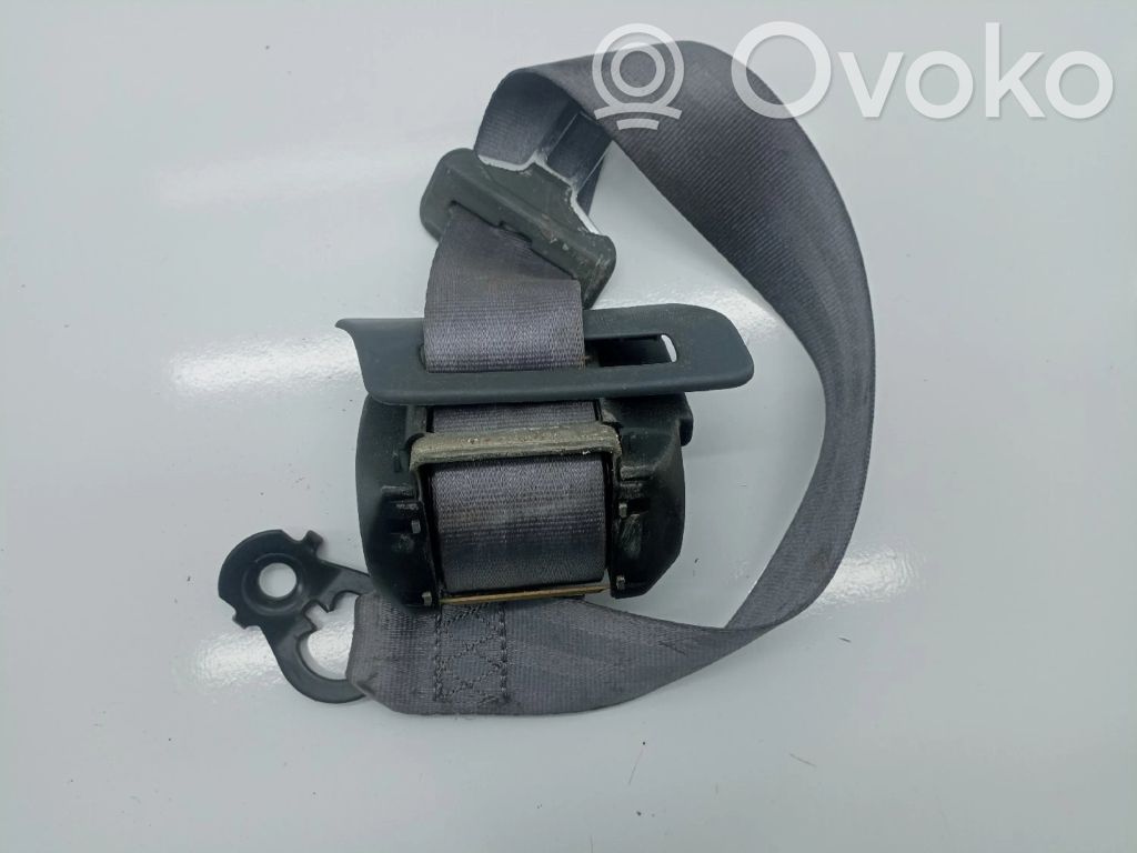 Renault 19 Cinturón de la tercera fila de asientos 
