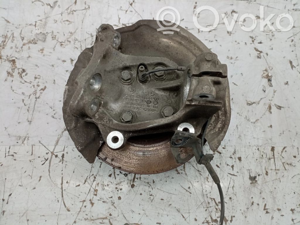 Front wheel hub   3121,676444403