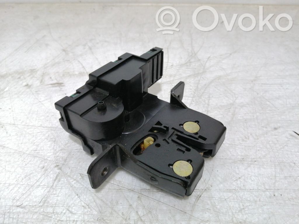 Renault Laguna II Tailgate exterior lock 