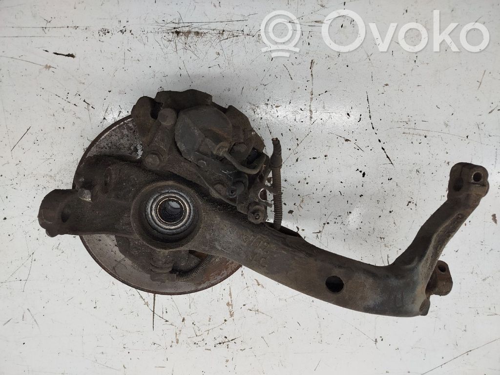 Audi A4 S4 B5 8D Cubo de rueda delantera 