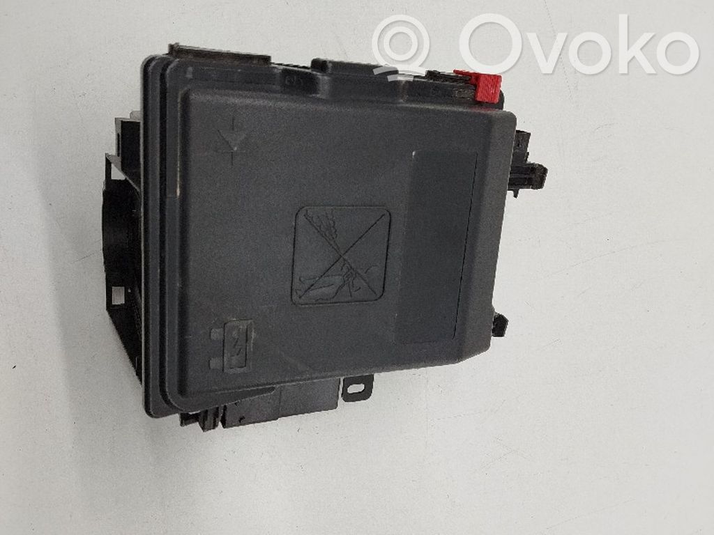 Peugeot 308 SAM control unit 