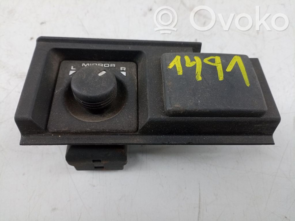 Speedometer (instrument cluster)   AMR2498