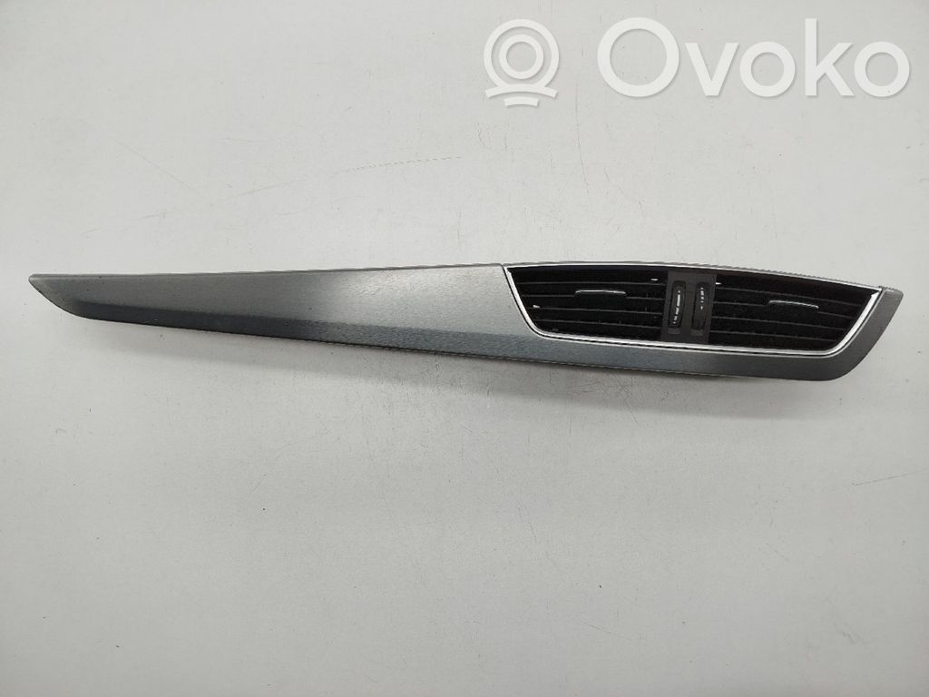 Mercedes-Benz C W204 Panelė 