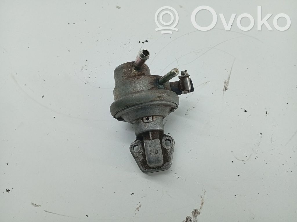 Bomba interna de combustible   7581032