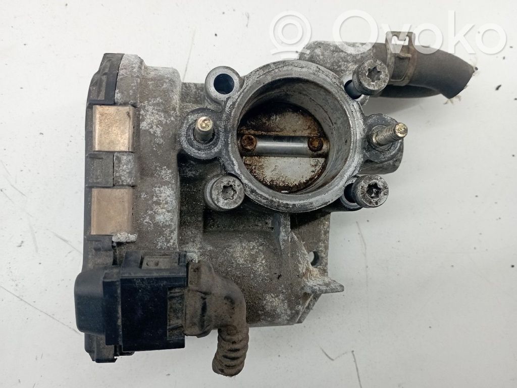 Opel Corsa C Colector de admisión 